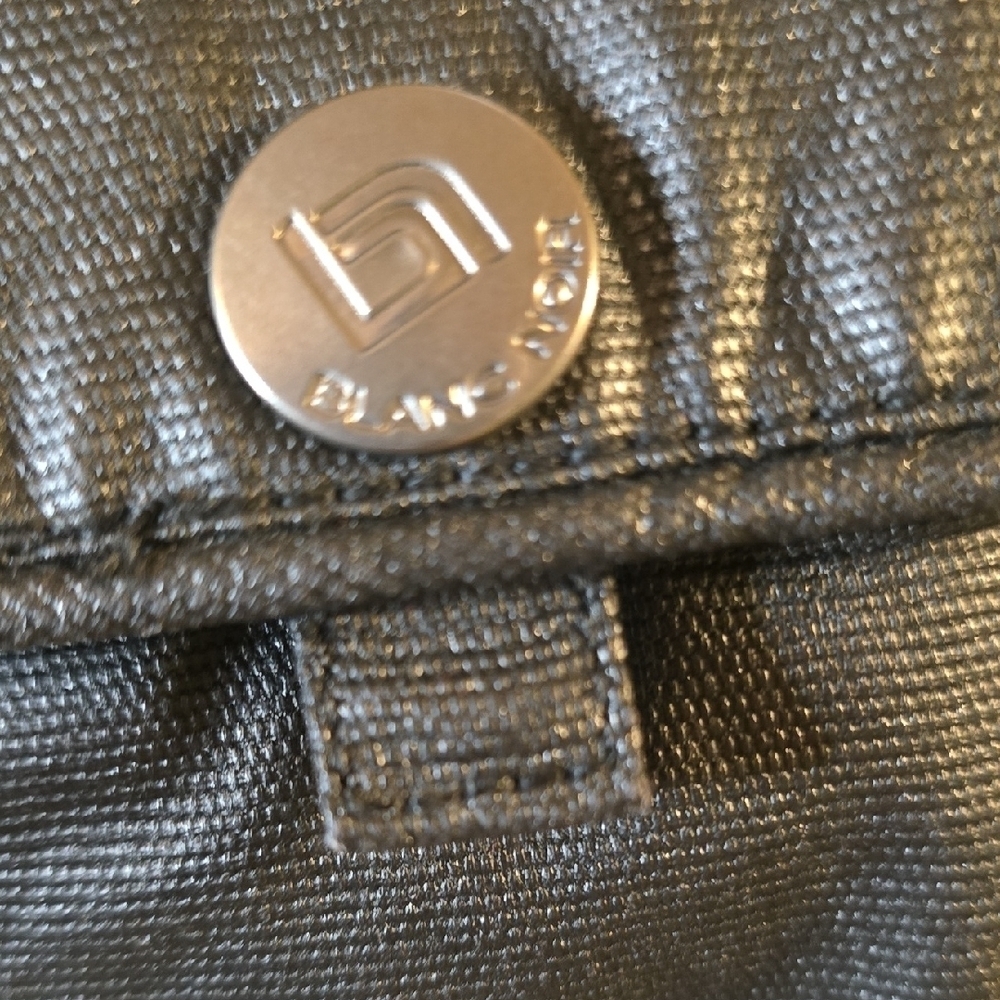 BLANC NOIR Stylish Black Women's Jacket - Picture 4 of 8